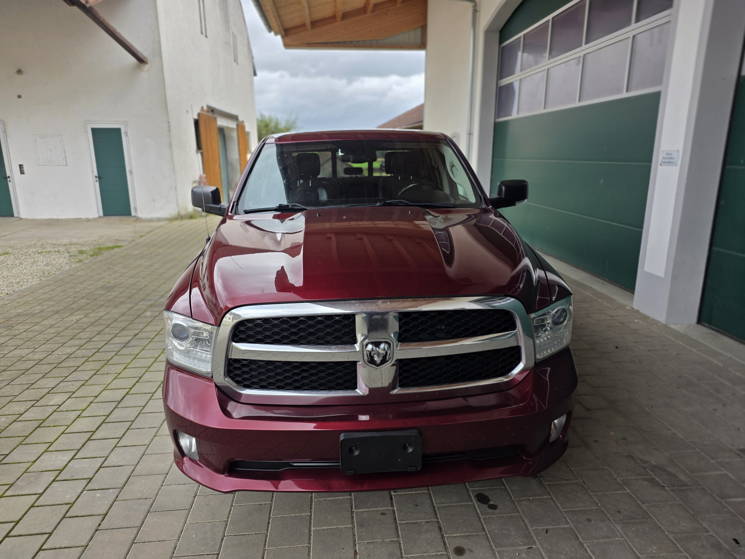 dodge ram sport gebraucht Germany zu verkaufen Bielefeld