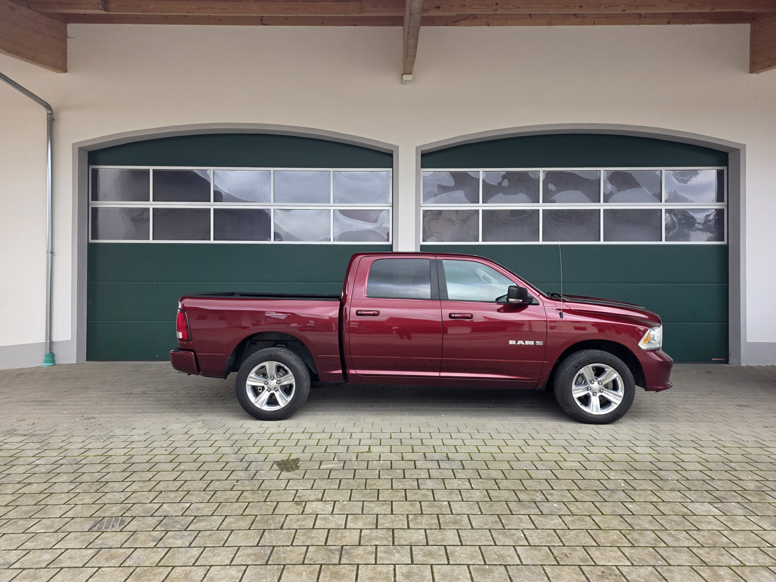 dodge ram sport gebraucht Germany zu verkaufen Chemnitz