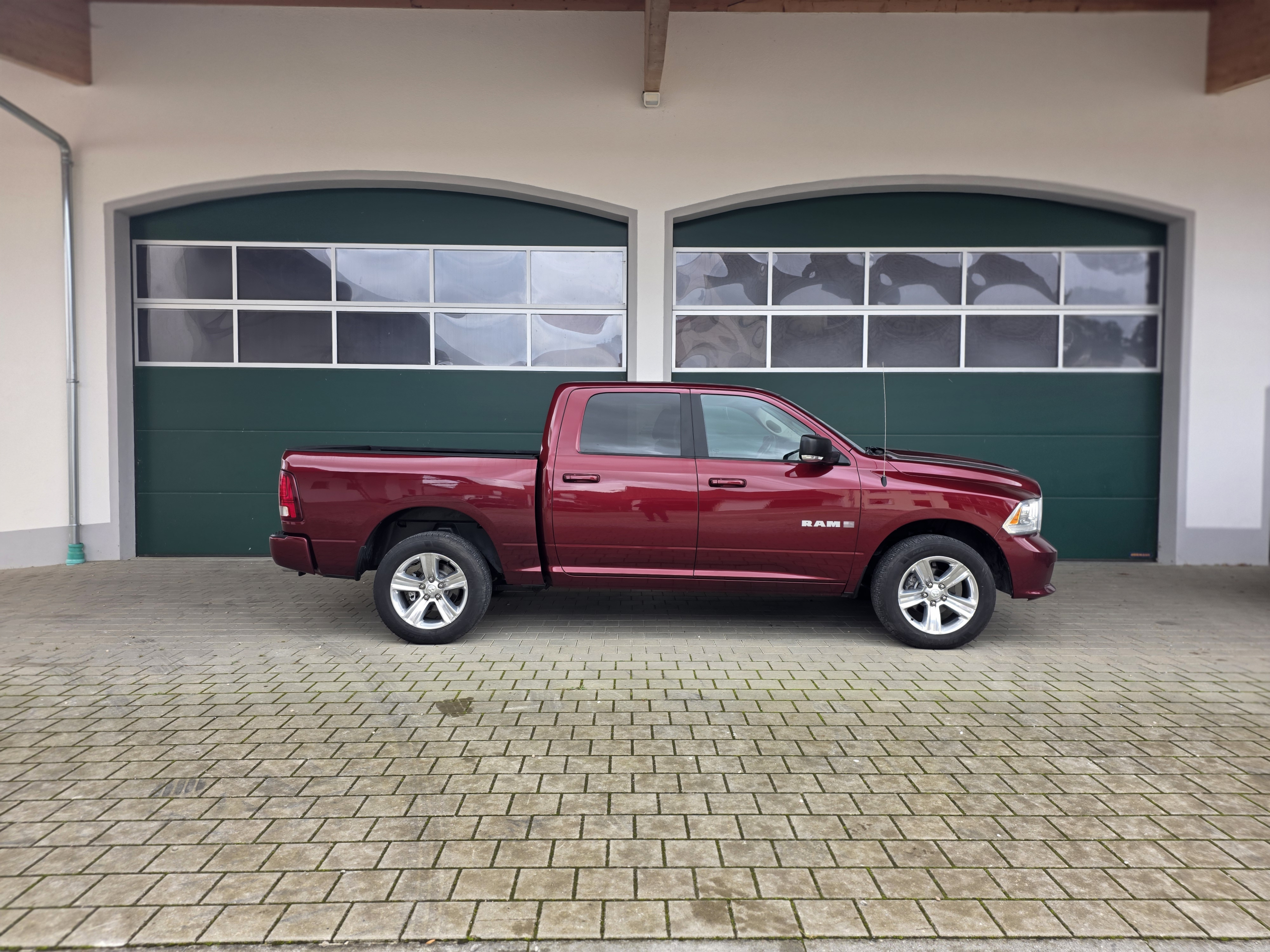 dodge ram sport gebraucht Osterreich zu verkaufen Klagenfurt