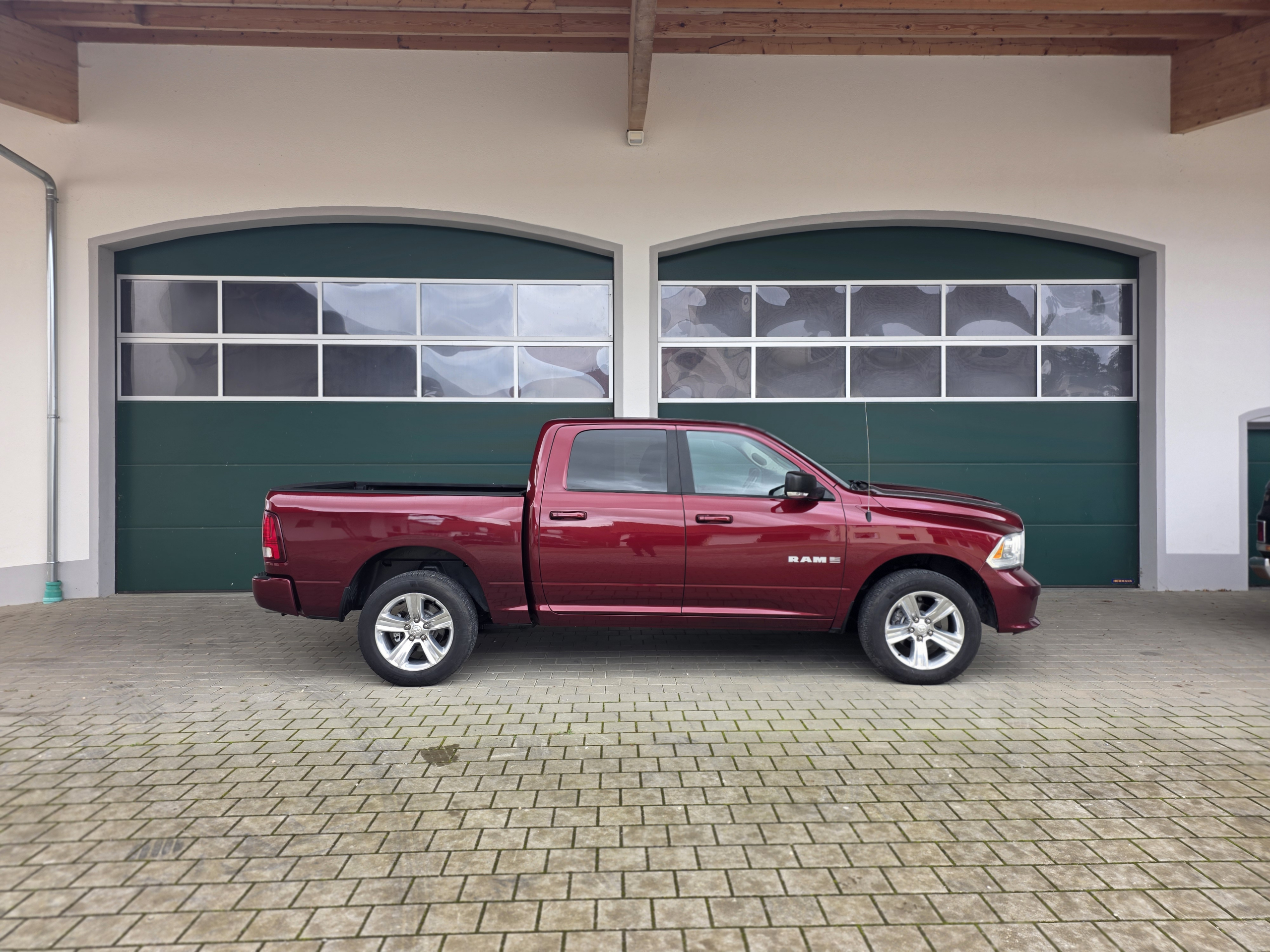 dodge ram sport gebraucht Osterreich zu verkaufen Villach