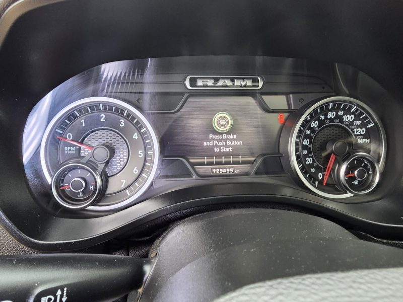 2020 RAM Laramie Crew cab zu verkaufen Linz