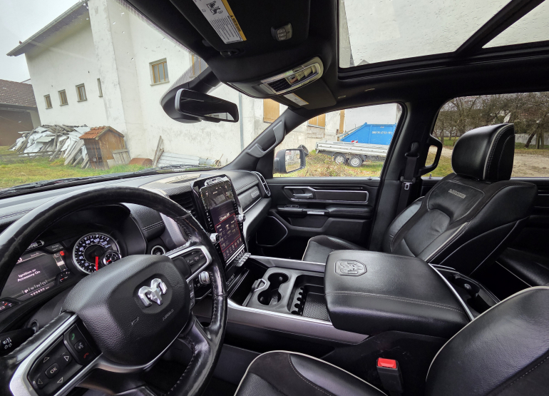 2020 Dodge RAM Laramie 5.7 Crew Cab zu verkaufen