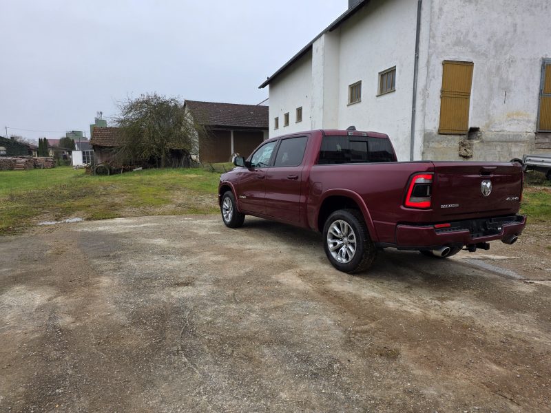 2020 RAM Laramie Crew cab zu verkaufen leipzig