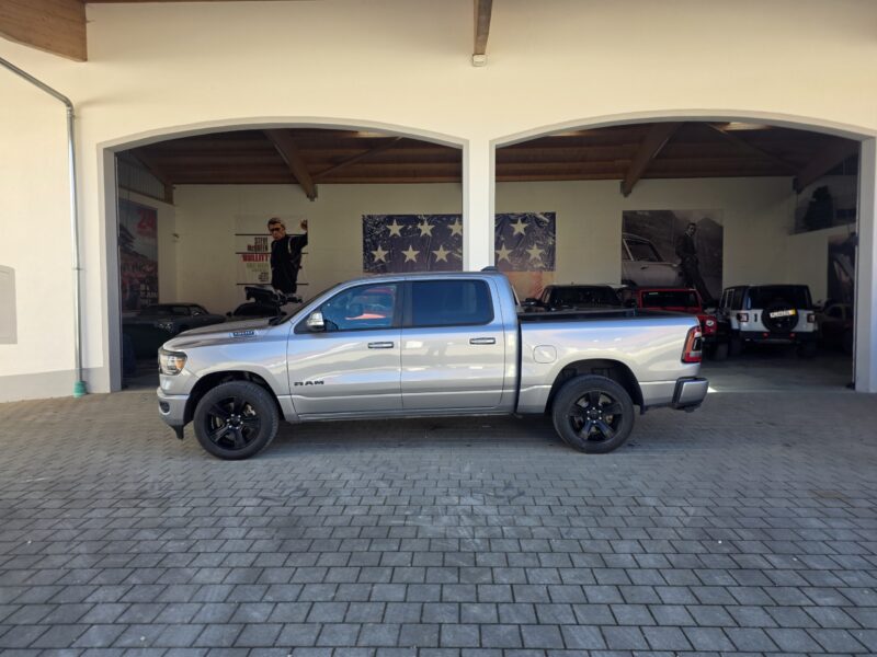 2021 Dodge Ram Bighorn Hemi à vendre à Lille