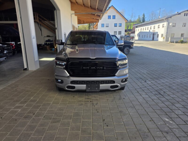 2021 Dodge Ram Bighorn Hemi zu verkaufen Berlin