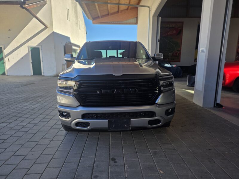 2021 Dodge Ram Bighorn Hemi zu verkaufen München