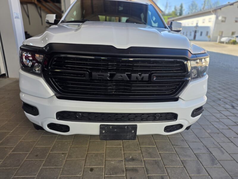 Gebraucht Dodge Ram Bighorn V6 3.6 zu verkaufen Eimsbuettel Gebraucht Dodge Ram Bighorn V6 3.6 zu verkaufen Eimsbuettel
