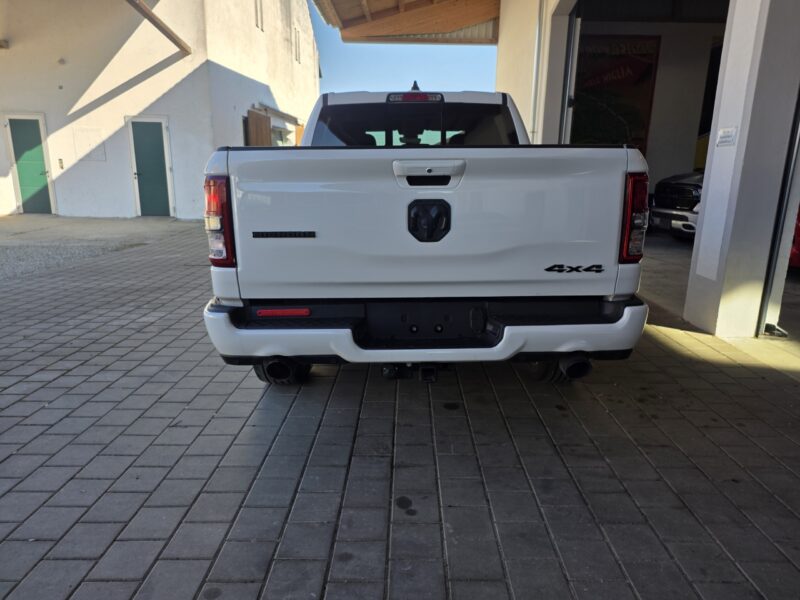 Gebraucht Dodge Ram Bighorn V6 3.6 zu verkaufen Magdeburg Gebraucht Dodge Ram Bighorn V6 3.6 zu verkaufen Magdeburg
