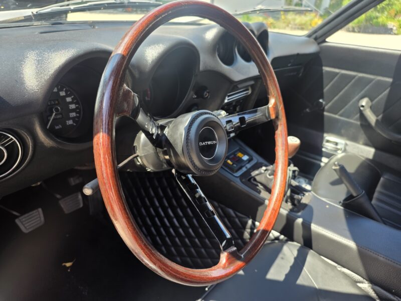1973 datsun 240z custom centre console 1973 datsun 240z custom centre console