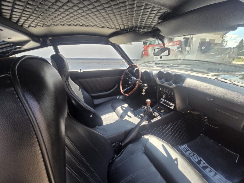 1973-datsun-240z-rust-free-body.jpg 1973 datsun 240z rust free body