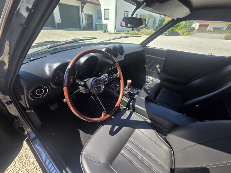 datsun-240z-new-interior-seats.jpg datsun 240z new interior seats