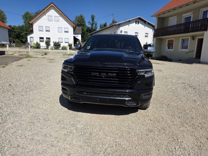 dodge-ram-1500-limited-gen5-schwarz-43-innenraum-dachkonsole