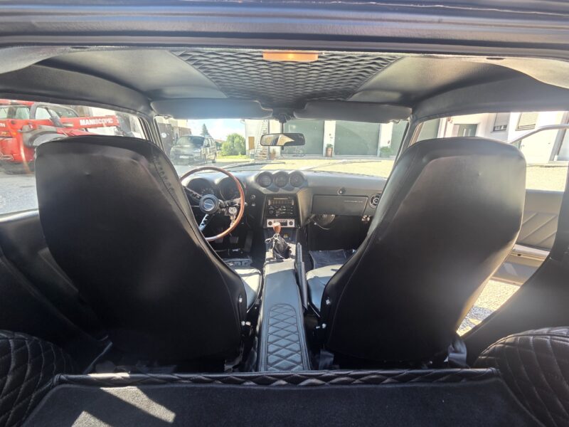 1973-datsun-240z-black-interior.jpg 1973 datsun 240z black interior
