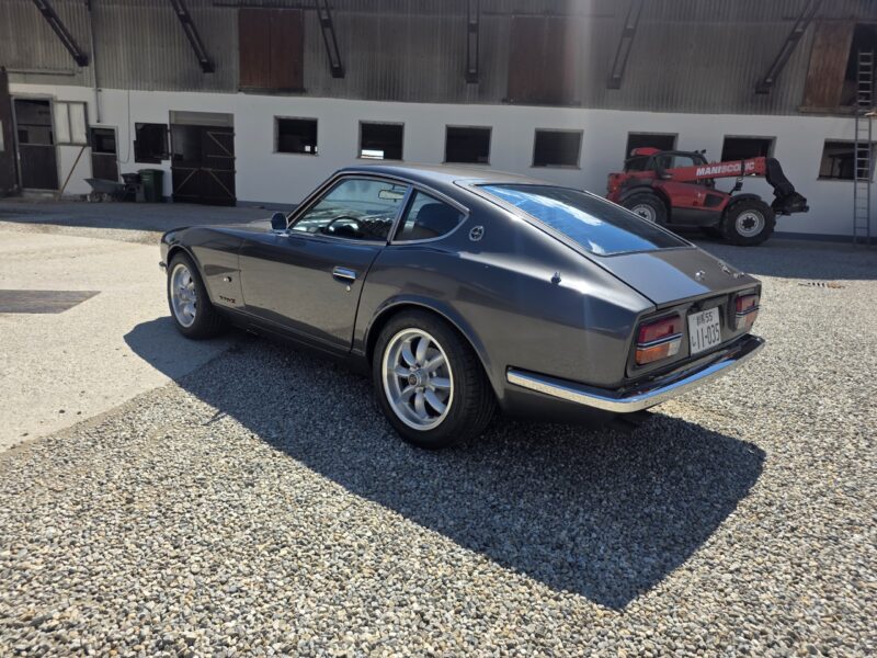 1973-datsun-240z-front-three-quarter.jpg 1973 datsun 240z front three quarter