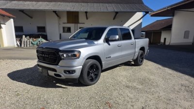 Dodge RAM 1500 Night Edition