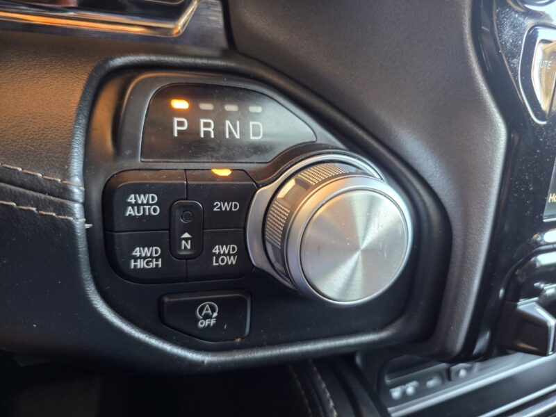 dodge Ram 1500 Gen 5 2022 Limited Black pickup truck all wheel drive gear knob