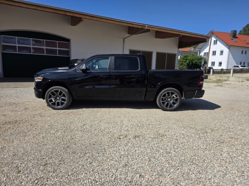 Tacho mit 47.000 km an einem Dodge Ram 1500 Limited Gen 5